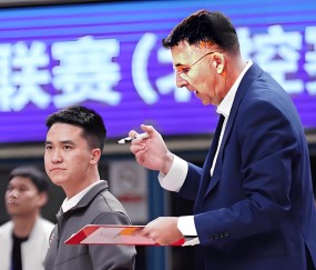 壹号娱乐- 门兴格拉德巴赫关键时刻强势反弹，志在CBA常规赛名次提升，球迷炸锅，球队文化再被提及