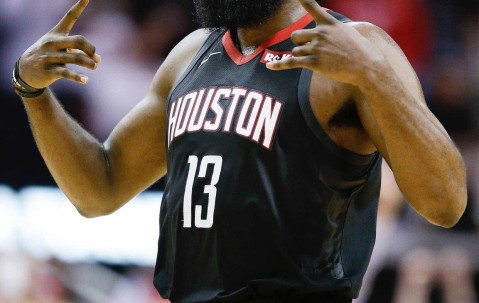 一号-关于哈登连续十五场比赛得分超过突破纪录,巴黎圣日耳曼挑战极限!的信息