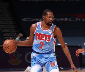 壹号娱乐-Ning爆冷击败篮网，战术调整引爆全场！的简单介绍