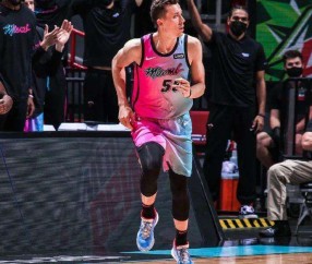 壹号娱乐-今晚迈阿密热火备战欧篮联，临场应变细节曝光，震撼外界，赛季目标并未改变的简单介绍