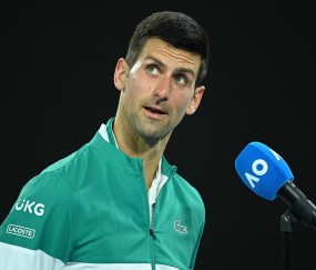 一号- 德文哈尼vs洛马琴科 