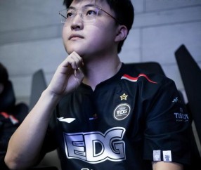 一号-Uzi关键节点挺进下一轮,RNG带队取胜!的简单介绍